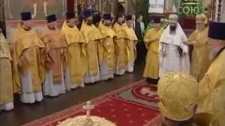 Божественная литургия. Прямая трансляция из Успенского собора Московского Кремля. 08.01.2016