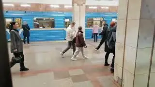 Ленинская линия на номерном Заельцовская - Площадь Маркса 23.09 2023