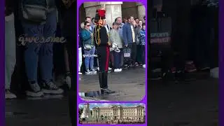 WORLD'S Most ELEGANT Female Royal Guard!