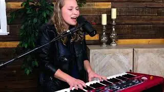 10 Minute Worship Session | Nothing Else / What a Beautiful Name | Rachel Collins | Martin Chalk