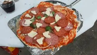 PIZZA MARATHON im 500Grad Steinofen.