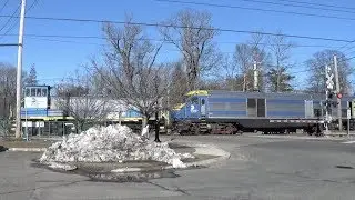 LIRR - Oakdale - Oakdale-Bohemia Road Grade Crossing