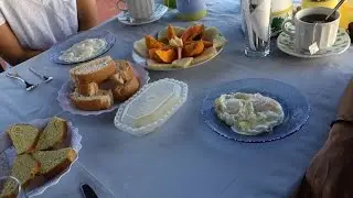 A Rooftop Breakfast in Vi&ntilde;ales