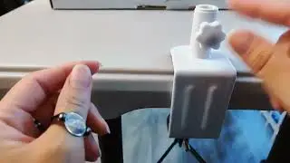 Adjustable gooseneck led color changing desk lamp