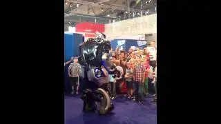 Ideenexpo 2013  Nox The Robot