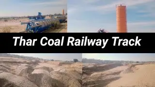  Registan ke beech se guzarta railway track