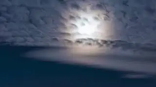 Winter Moon Glow | Gentle Ambient Instrumental for Night Calm & Stillness (No Vocals)