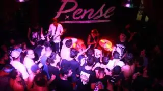 Pense - Andando Sobre Pedras @ La Esquina | Rio de Janeiro (30.04.2017)