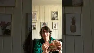 ASMR - Fast Wrapper Sounds 🧁🍫 #asmr #wrapper #muffin #crinkly #sounds #crinkly