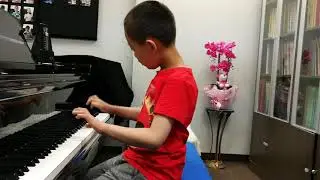 Daniel Li 6 years  Plays German Dance in D Major by F.J.Haydn