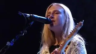 Billie Marten - La Lune (HD live at Crossing Border Festival The Hague, Netherlands, 2 Nov, 2019)