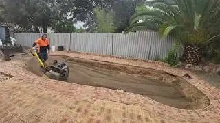 Заполнение бассейна