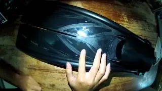 Atomic Aquatics Smoke on the Water Split Fins Closer Look