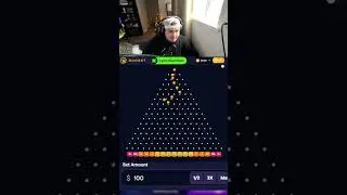 dropping $100 plinko balls #roobet #plinko #casino