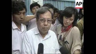 BURMA: RANGOON: AUNG SAN SUU KYI REUNITED WITH HER FAMILY