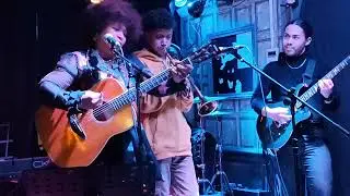 NIOFAR FAMILY - LIVE SUNDAY ROAST 2026 - BLACK STONE - 11/01/2026