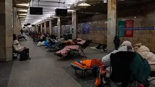 سكان كييف يلجؤون إلى محطات المترو مع استئناف الغارات الجوية الروسية