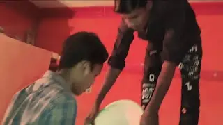 Ye dono chori kyu kar rahe hai 😯