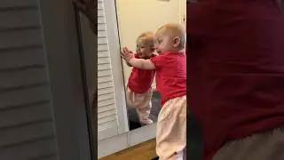 baby kayla meets her reflection 🪞 cutest mirror reaction ever