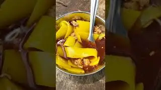 Tibetan laping😂 food Review in Nepal🇳🇵 #nepaltrip #tamil #trending #shorts #chinesefood #laughing