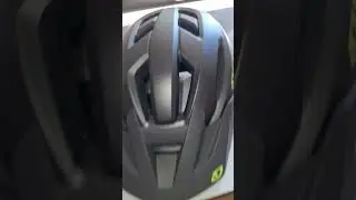 Giro helmet #youtubeshorts #mtb #giro #helmet #mips #safety