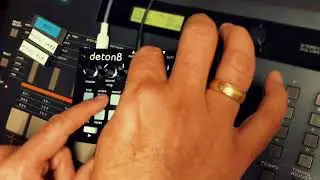 twisted electrons deton8