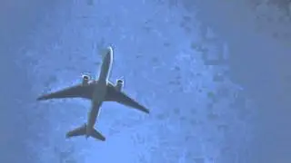 Air Canada Boeing 777-233LR C-FIUF AC849 flying over Harmans Water in Bracknell
