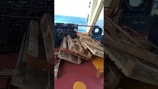 natural ventilation cargo hold cover  repair by fitter day 2