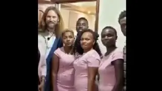 A Man Claim to be Jesus Going Around in Kenya Performing Miracle Some Pastors Invite Him//Watch