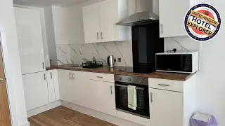 NEW Penthouse height Flat, City View Balcony, Free Gym & More Minimalistic Home | United Kingdom ⭐
