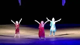 akari 2017 32 Маша Колодюк, Соня Бацинко, Алина Бородий   Диско Индия