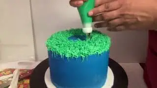 How to decorate fortnite Cake
