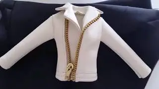 DIY como hacer cazadora de cuero para Barbie y muñecas estilo BIKER