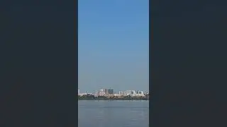 Вид на Набережные Челны с другой стороны Камы.