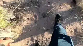 Exploración de cuevas en el cerro 