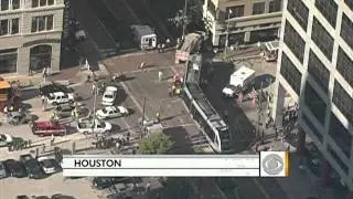 The Early Show - Texas train and truck crash caught on tape