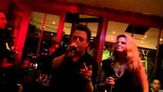 Pink Houses - Head Over Heels / Robert Santa