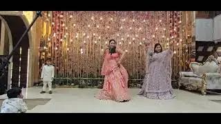 Bhai ki engagement me naachte hue behne