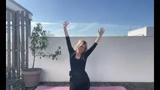 Light and Easy &rarr; Light & Easy Somatic Movement Class for Relaxation & Joy