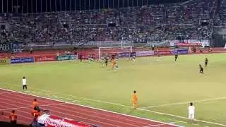 2013-11-10【Thai FA Cup Final 2013】11 Buriram's action and goal celebration@1st half