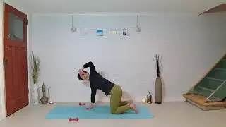 Pilates-based mat class for overall strength
