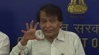 Interaction with media on 4 years achievements' of Ministry of Commerce and Industry
