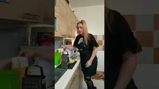 🔴 Martina Balogová - Vaření - Halušky ( Záznam z LIVE Facebook vysílání )