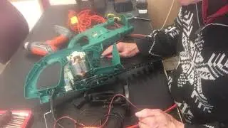 HEDGE TRIMMER Pt 2 of 3 accordioncafe
