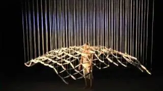 Chunky Move's Connected