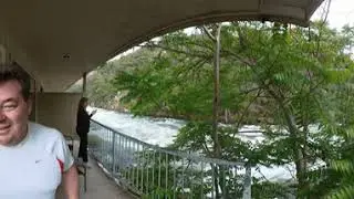 Yosemite View Lodge - Arrival with a room on the Merced River
