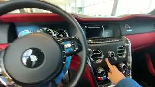 2021 Rolls-Royce Cullinan hazard sound