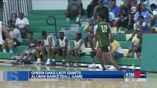 Green oaks lady giants alumni hosts school supply giveaway