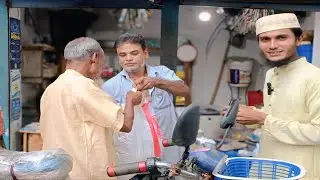 বাগমারা থানার মোড়ে কিছু ভ্যান চালক দেরকে নিয়ে কুইজ প্রতিযোগিতার আয়োজনে সামান্য উপাহার।