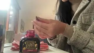 Inking up my Leonardo Memento Zero Broad Steel nib with Diamine Oxblood